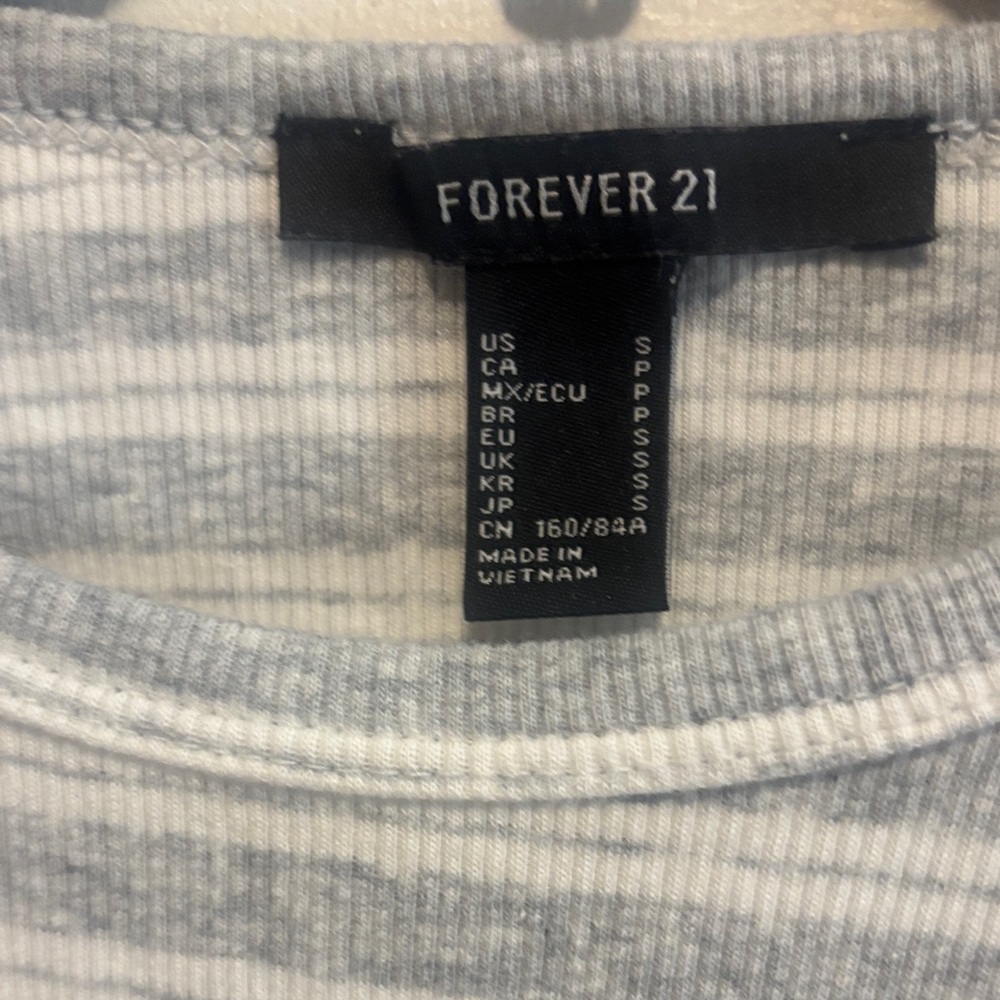 Forever 21 Gray & White Striped Ribbed Crop Tank - Picture 2 of 6